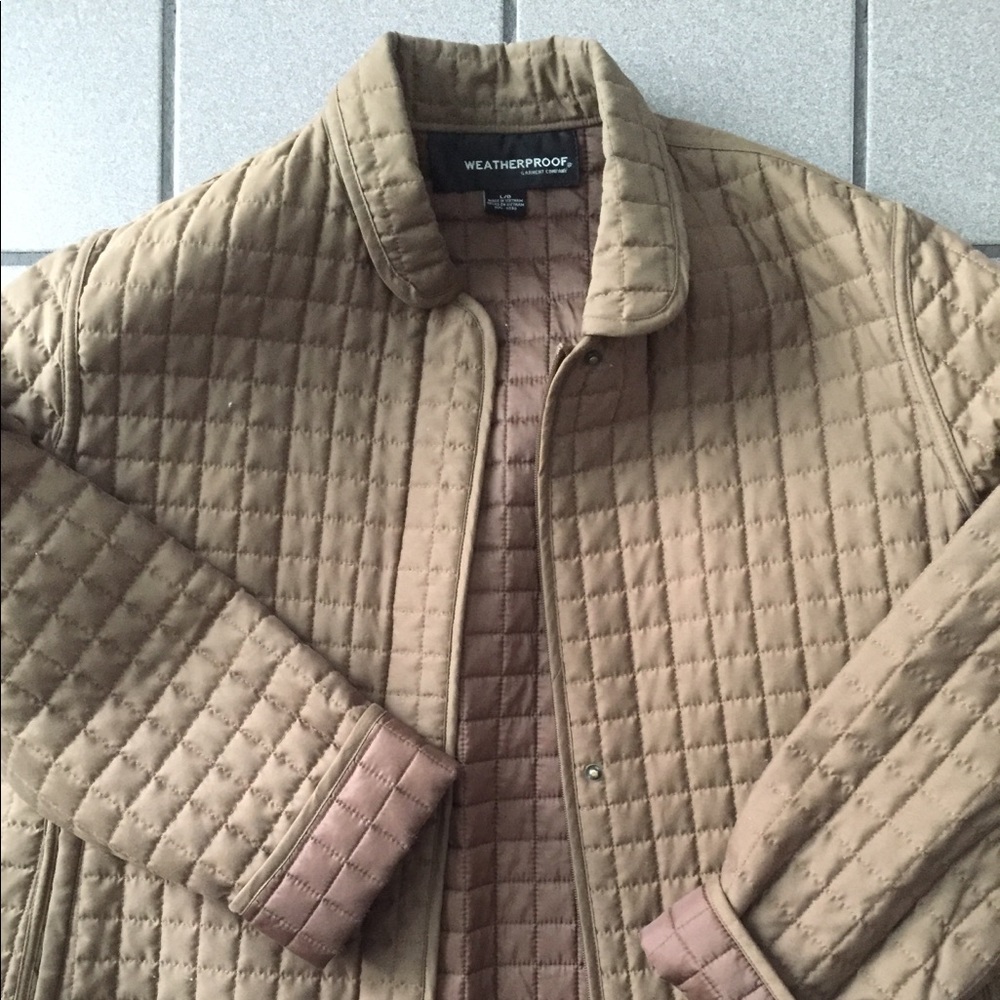 Weatherproof women’s quilted jacket in beige. Sz L